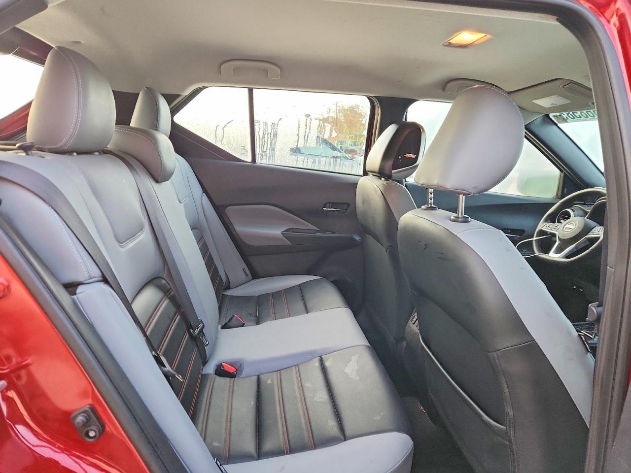 2023 NISSAN KICKS