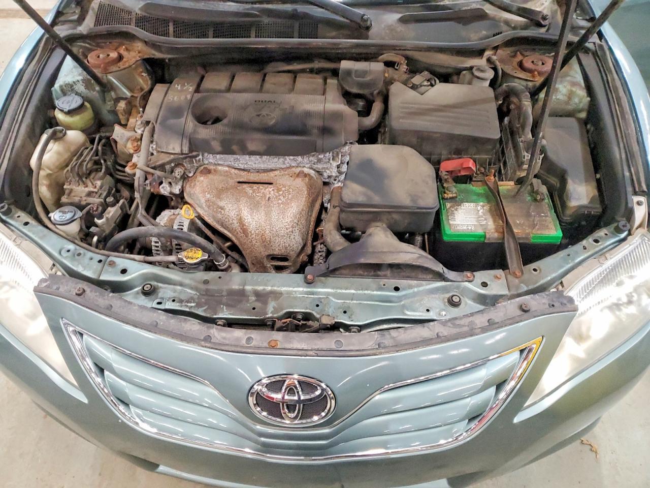 2011 TOYOTA CAMRY
