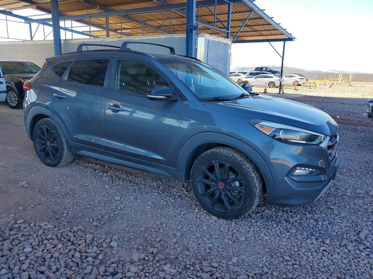 2017 HYUNDAI TUCSON