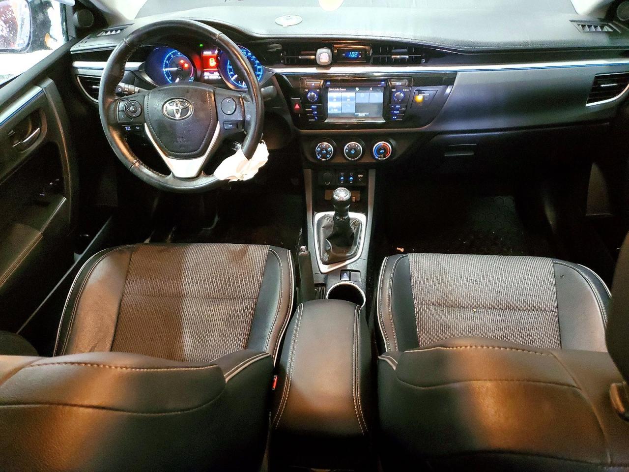 2016 TOYOTA COROLLA