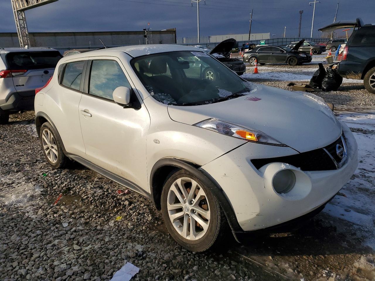2014 NISSAN Juke