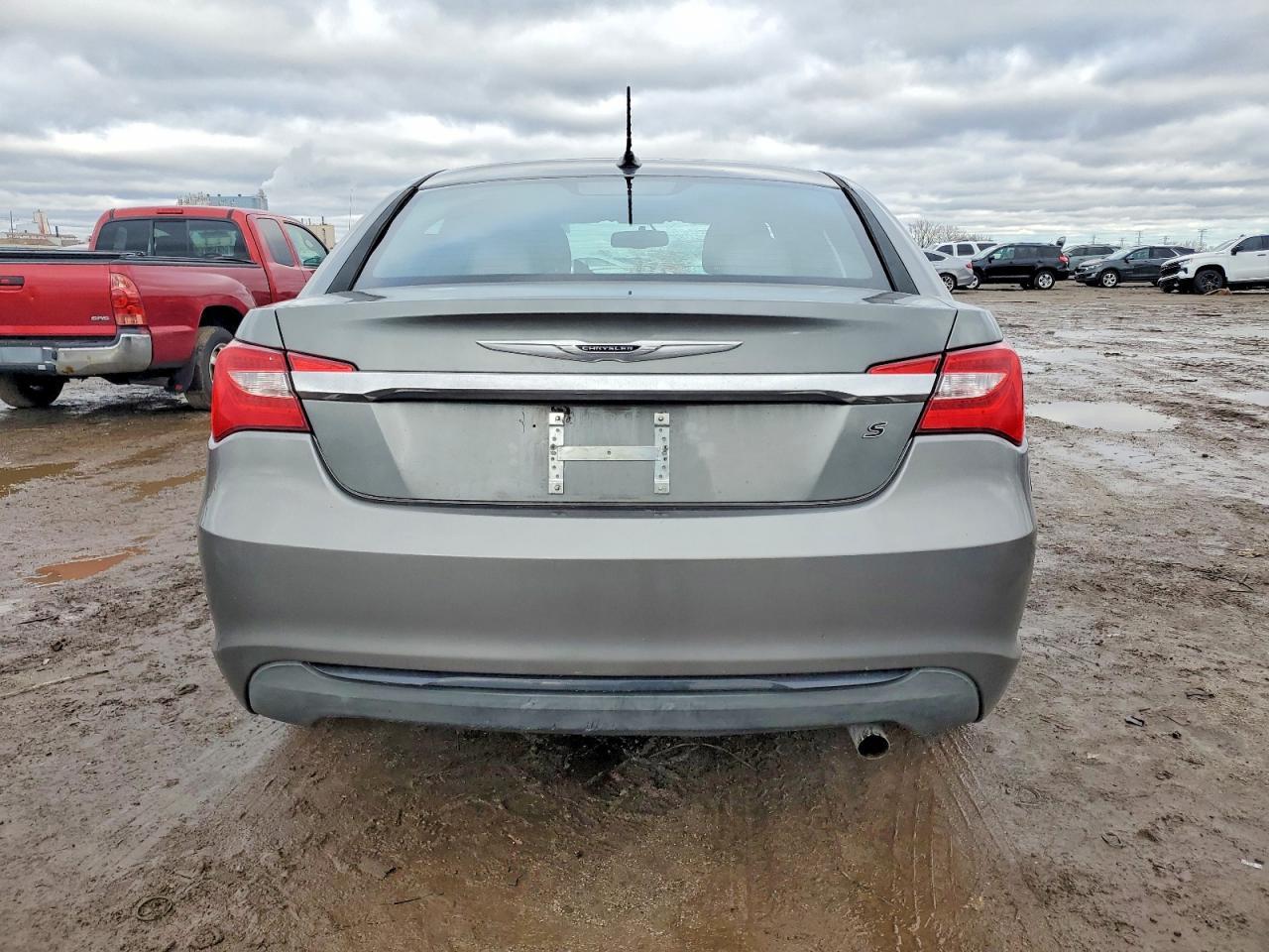 2013 CHRYSLER 200