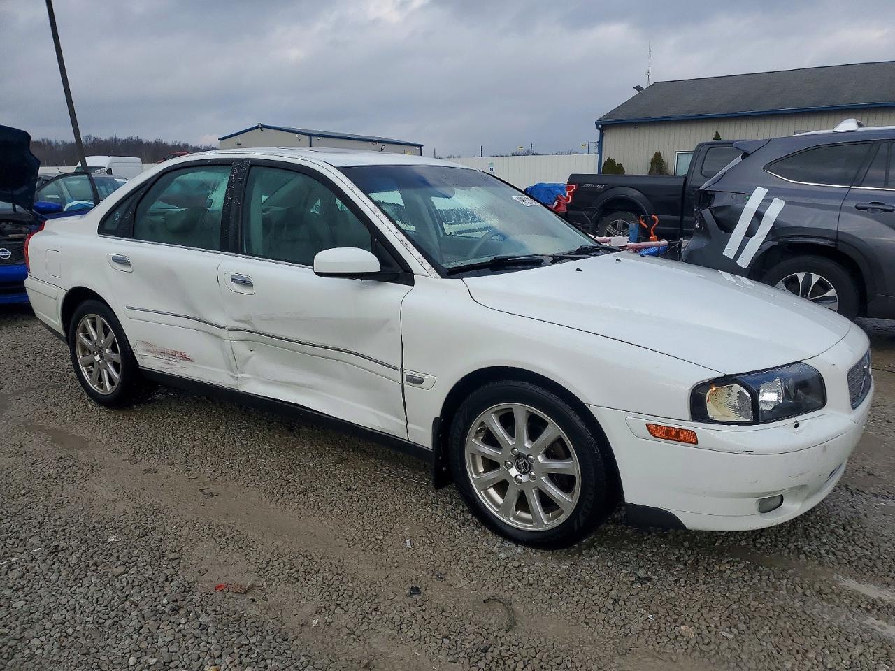 2005 VOLVO S80