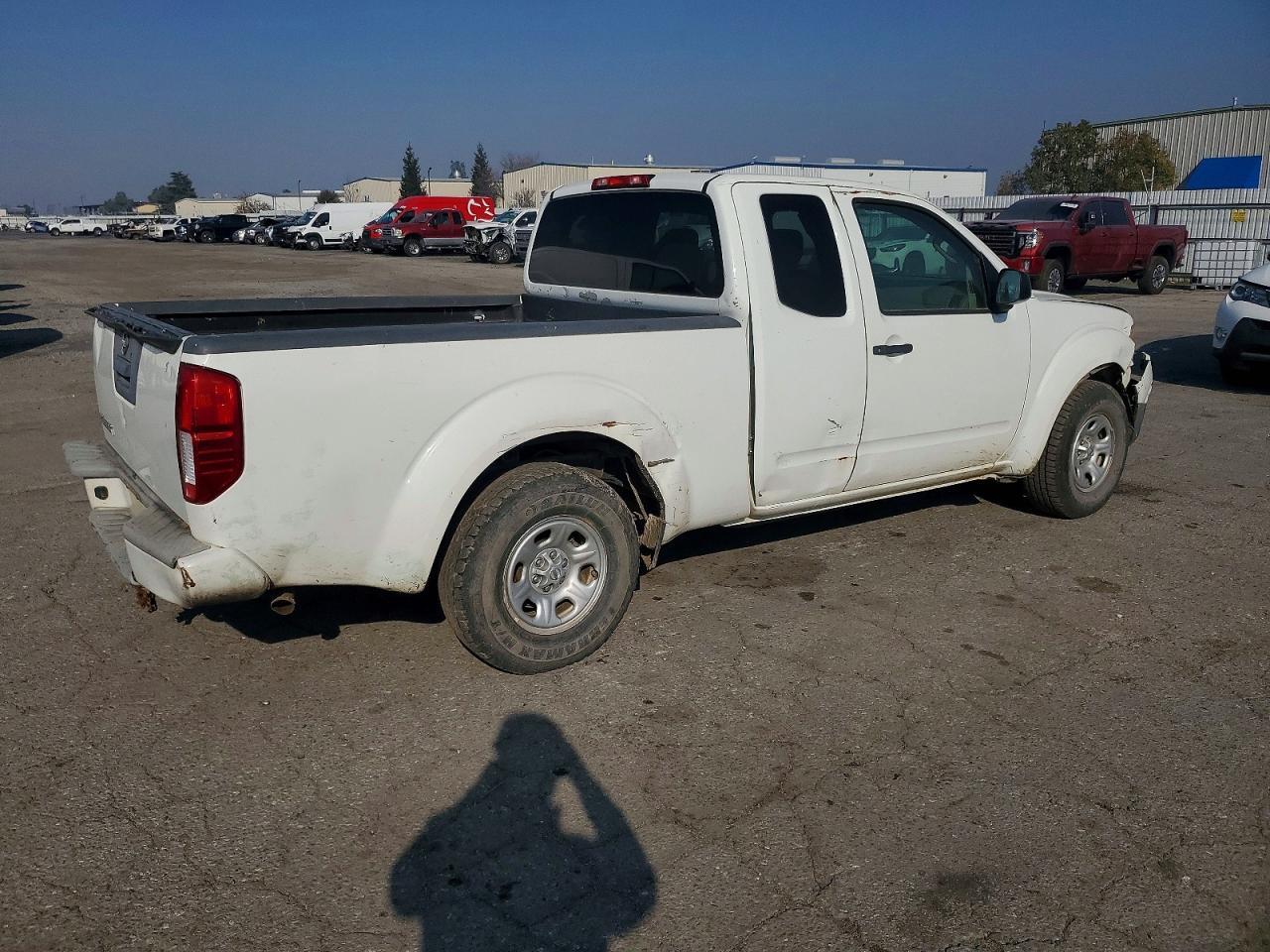 2017 NISSAN Frontier