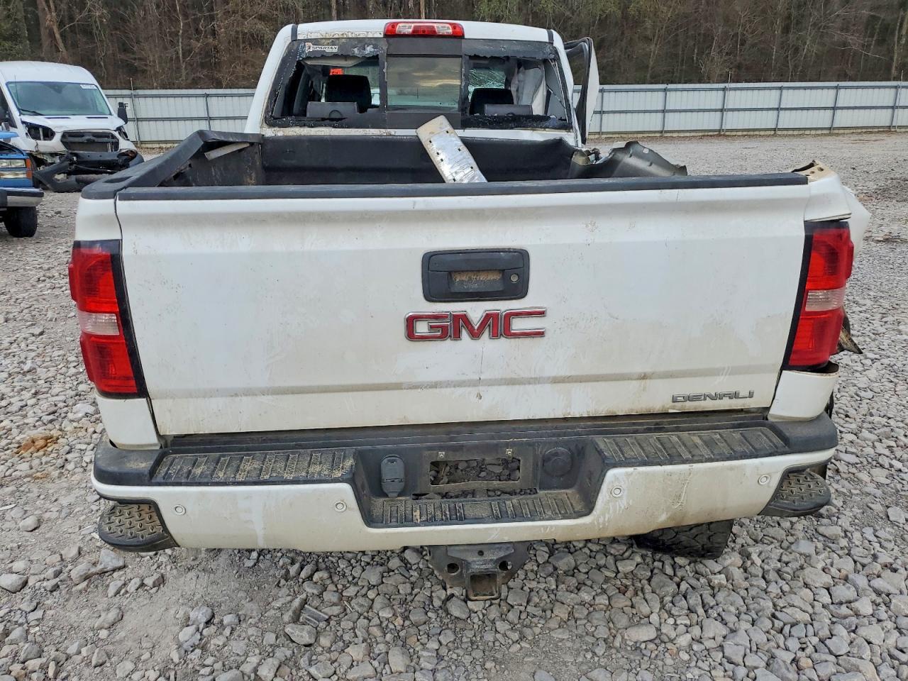 2015 GMC Sierra