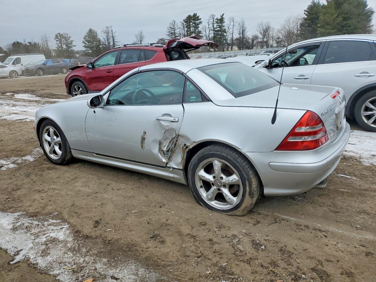 2001 MERCEDES-BENZ SLK-Class