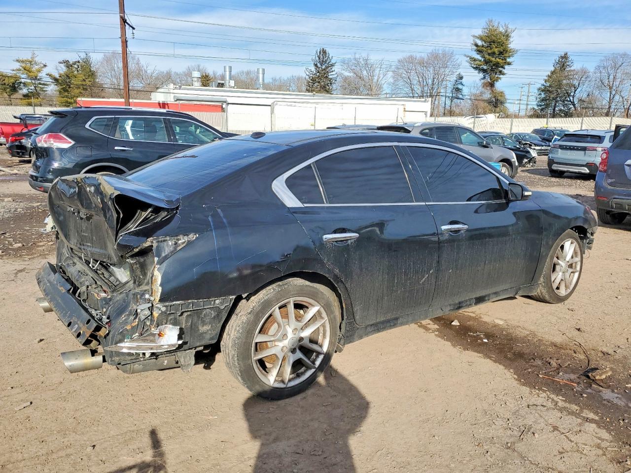 2010 NISSAN Maxima