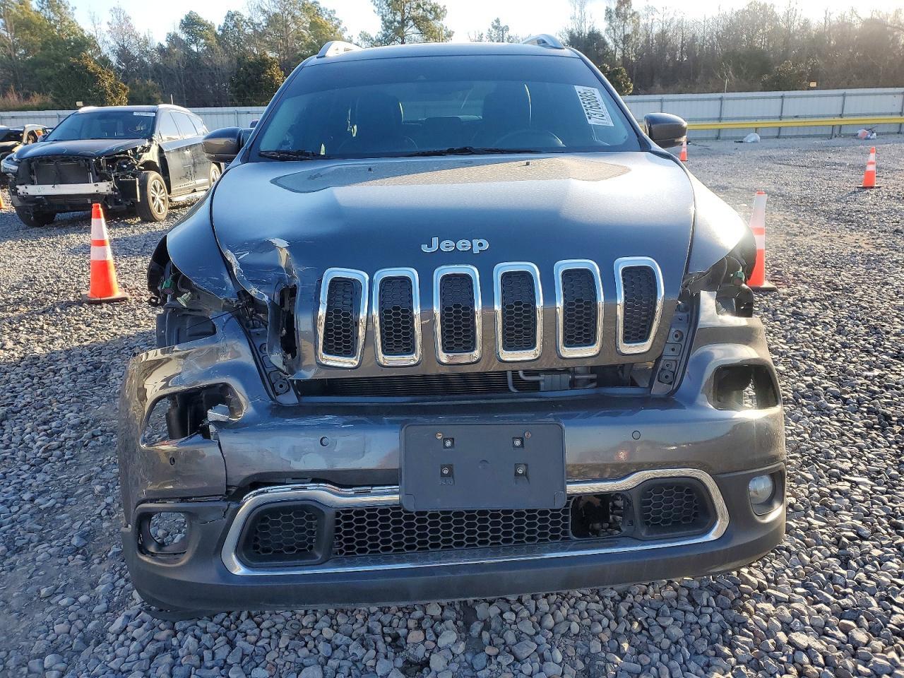 2018 JEEP CHEROKEE