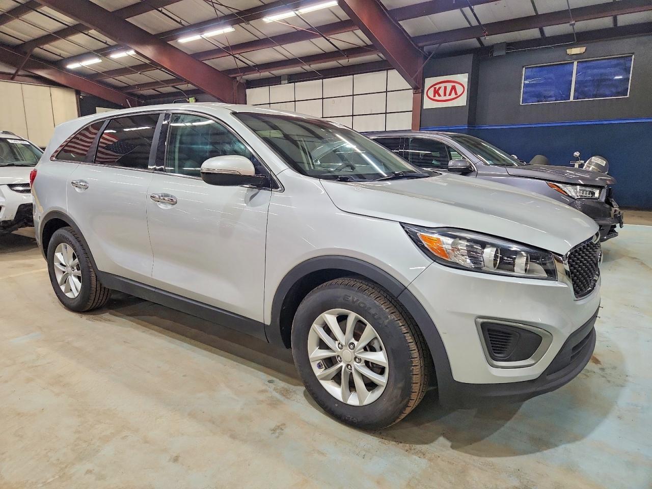 2016 KIA SORENTO