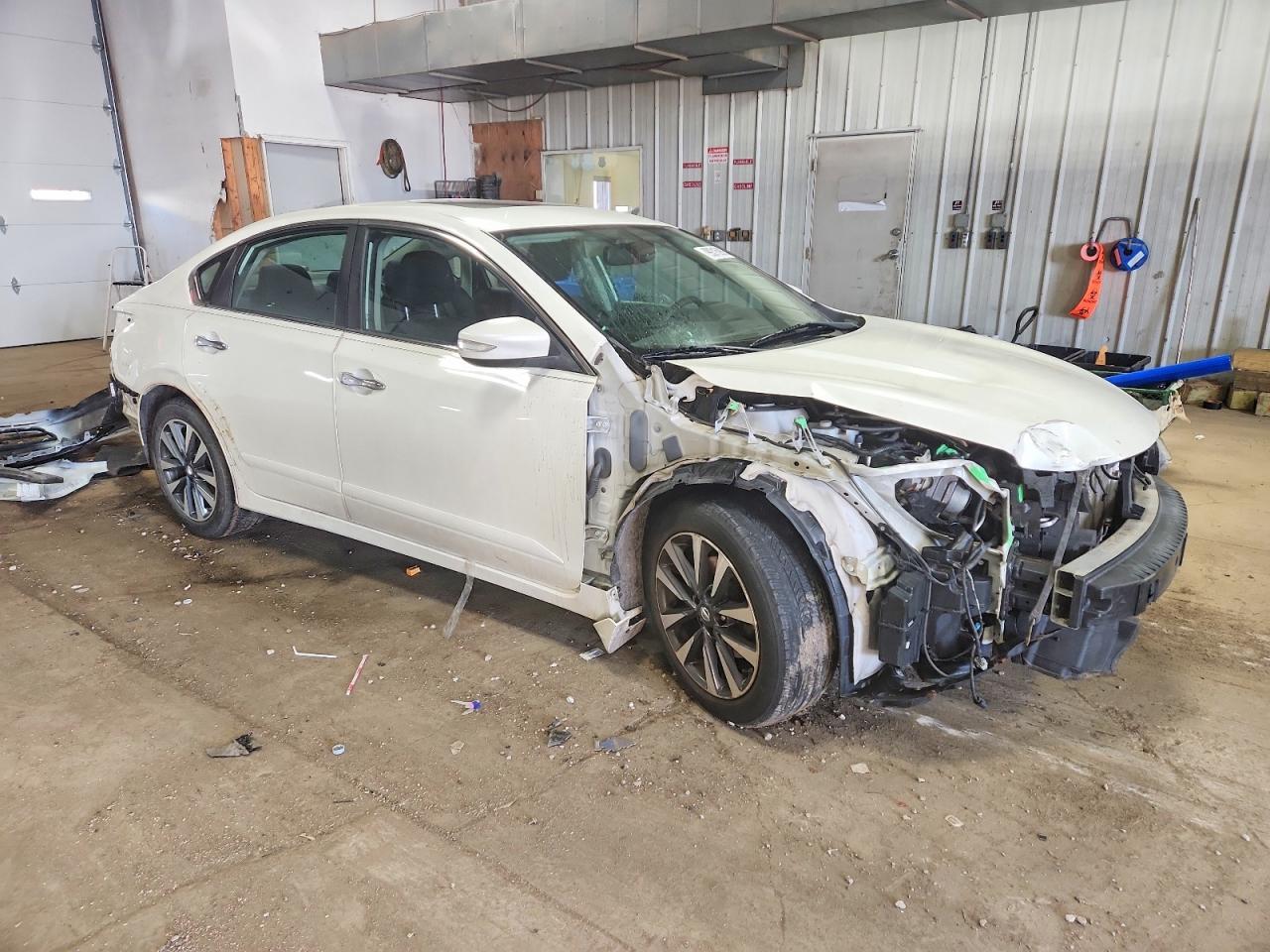 2017 NISSAN ALTIMA
