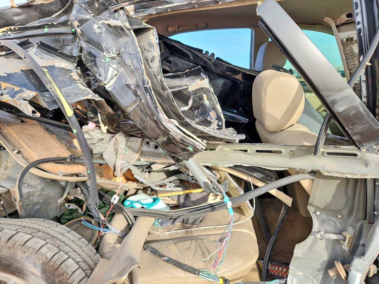 2001 TOYOTA Avalon