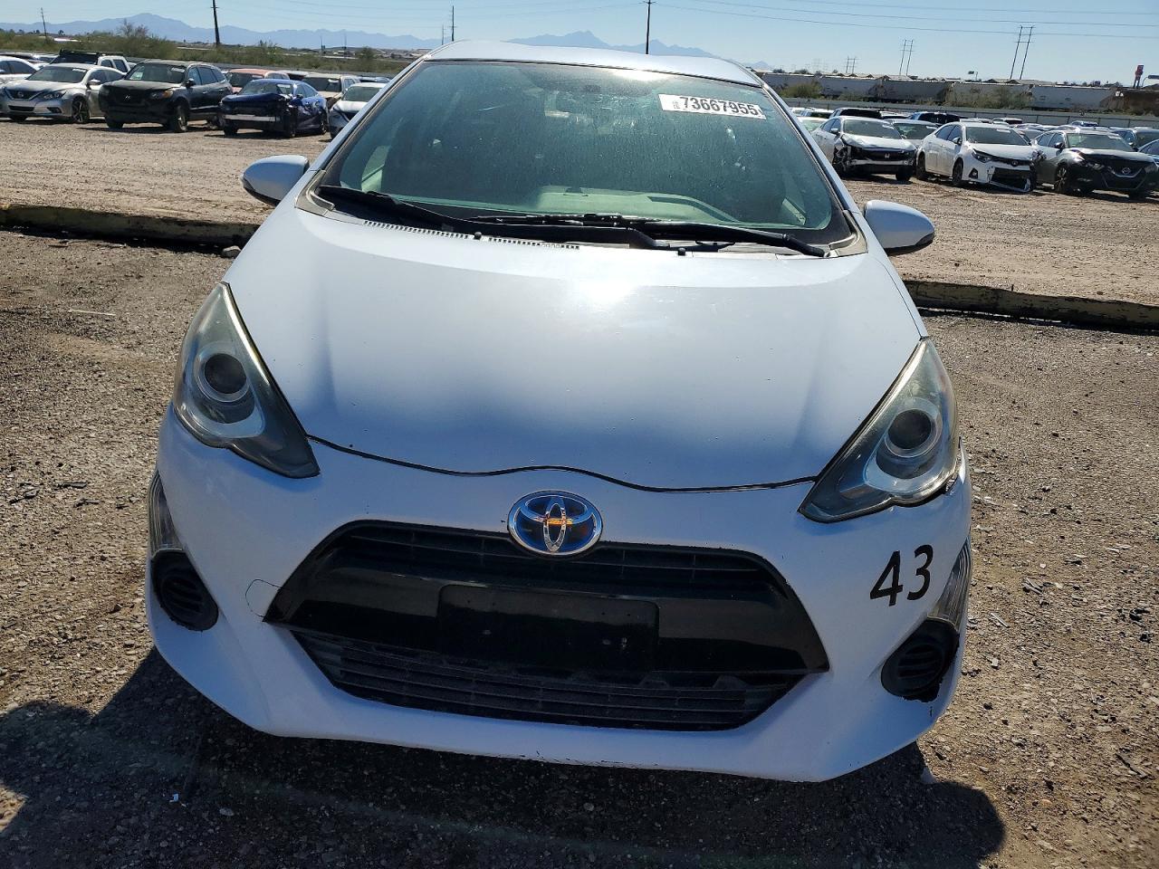 2015 TOYOTA Prius c