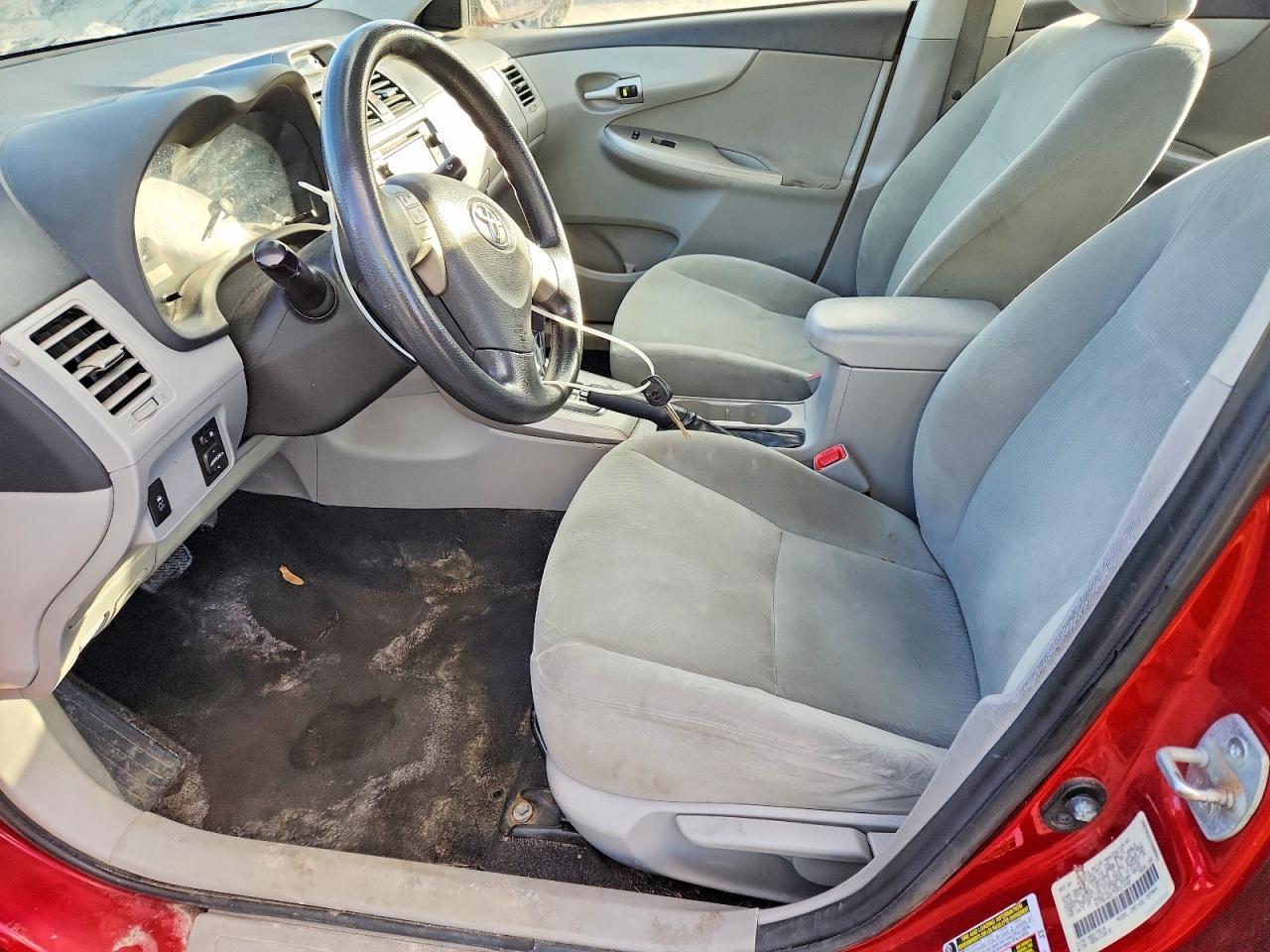 2013 TOYOTA COROLLA