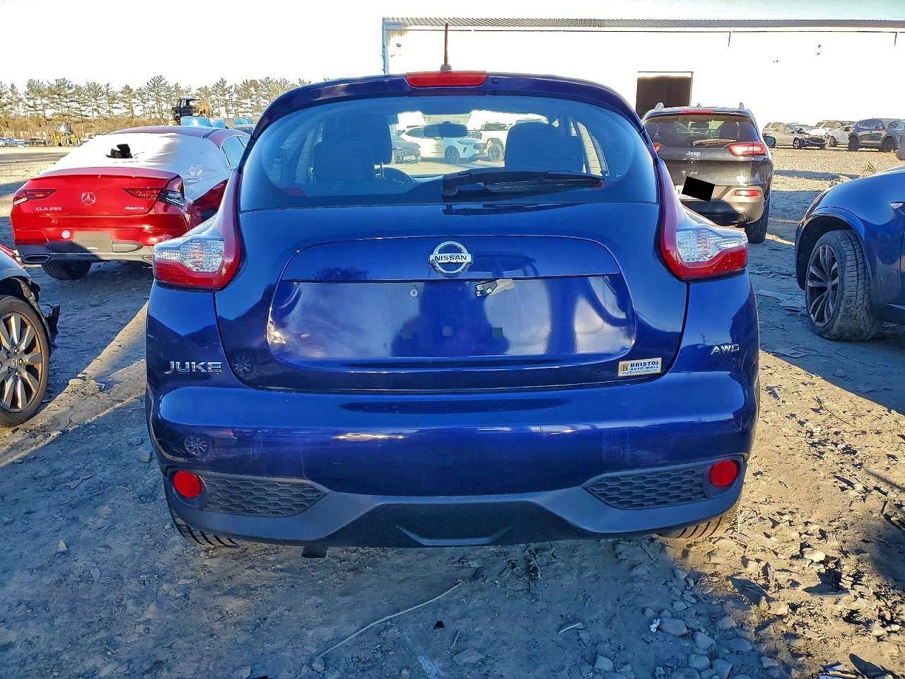 2016 NISSAN Juke