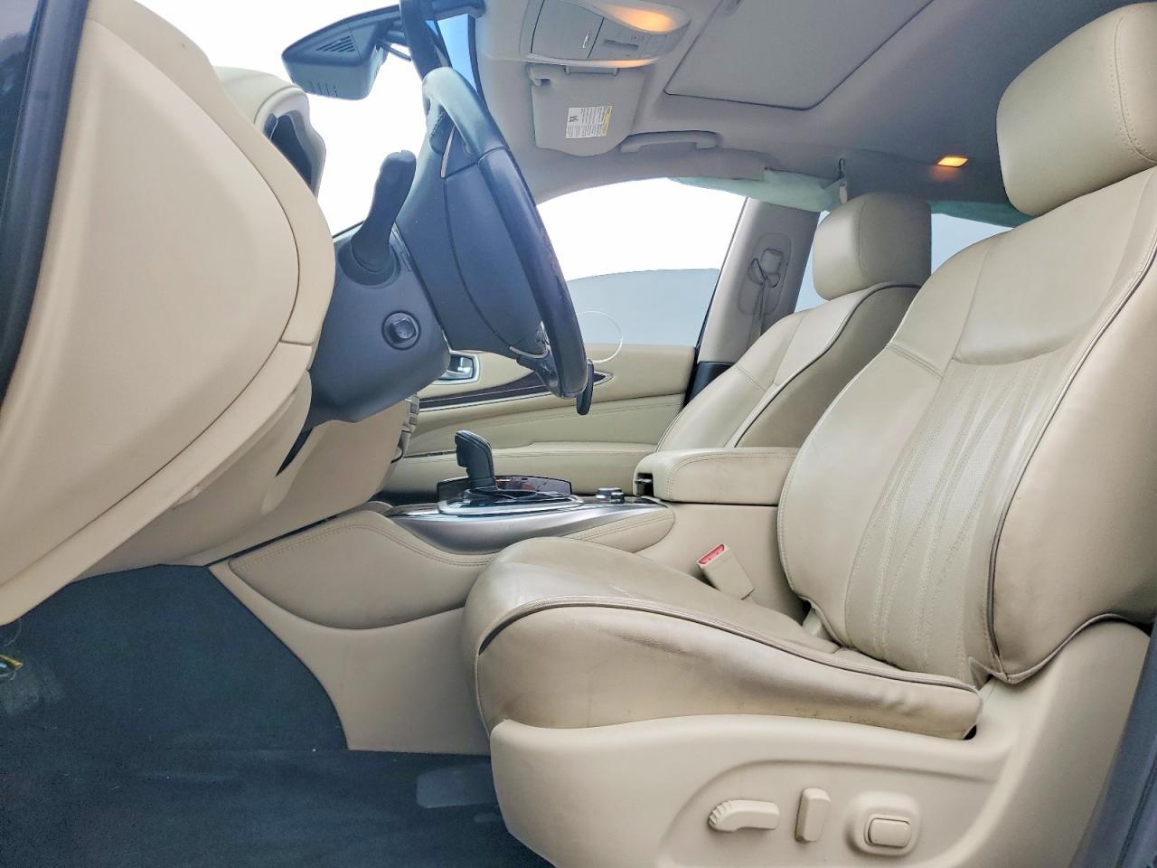 2016 INFINITI QX60