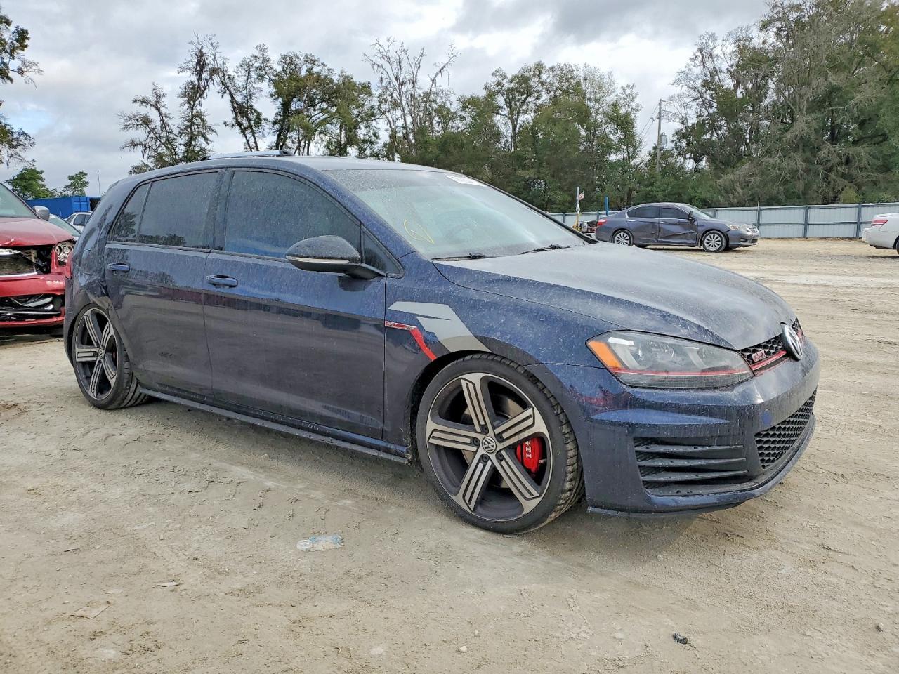2017 VOLKSWAGEN GTI