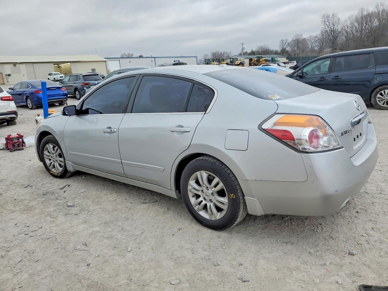 2012 NISSAN ALTIMA