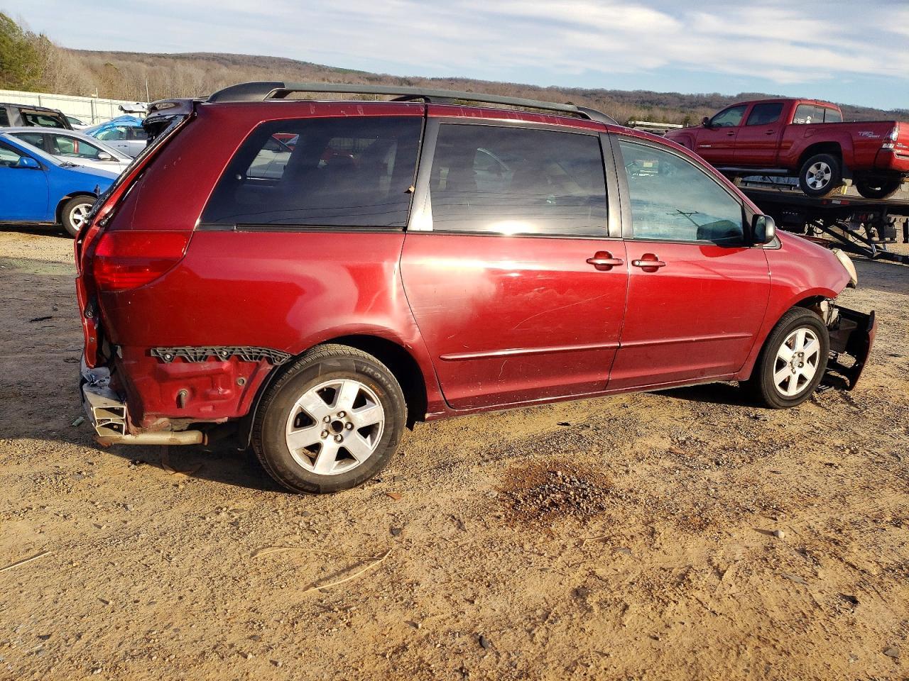 2005 TOYOTA SIENNA