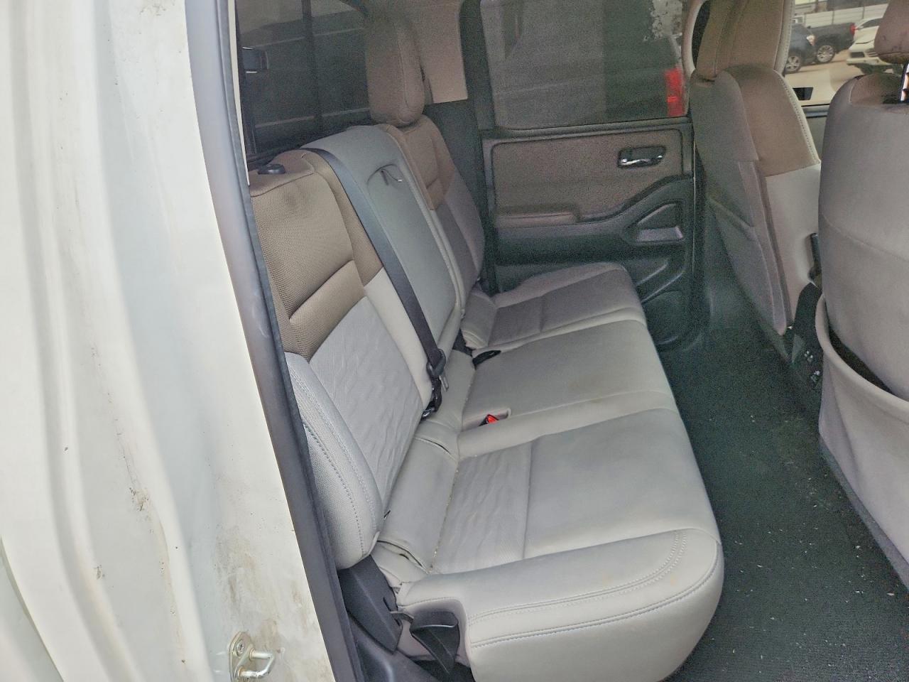 2022 NISSAN Frontier
