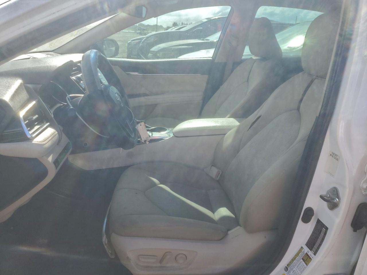 2018 TOYOTA CAMRY