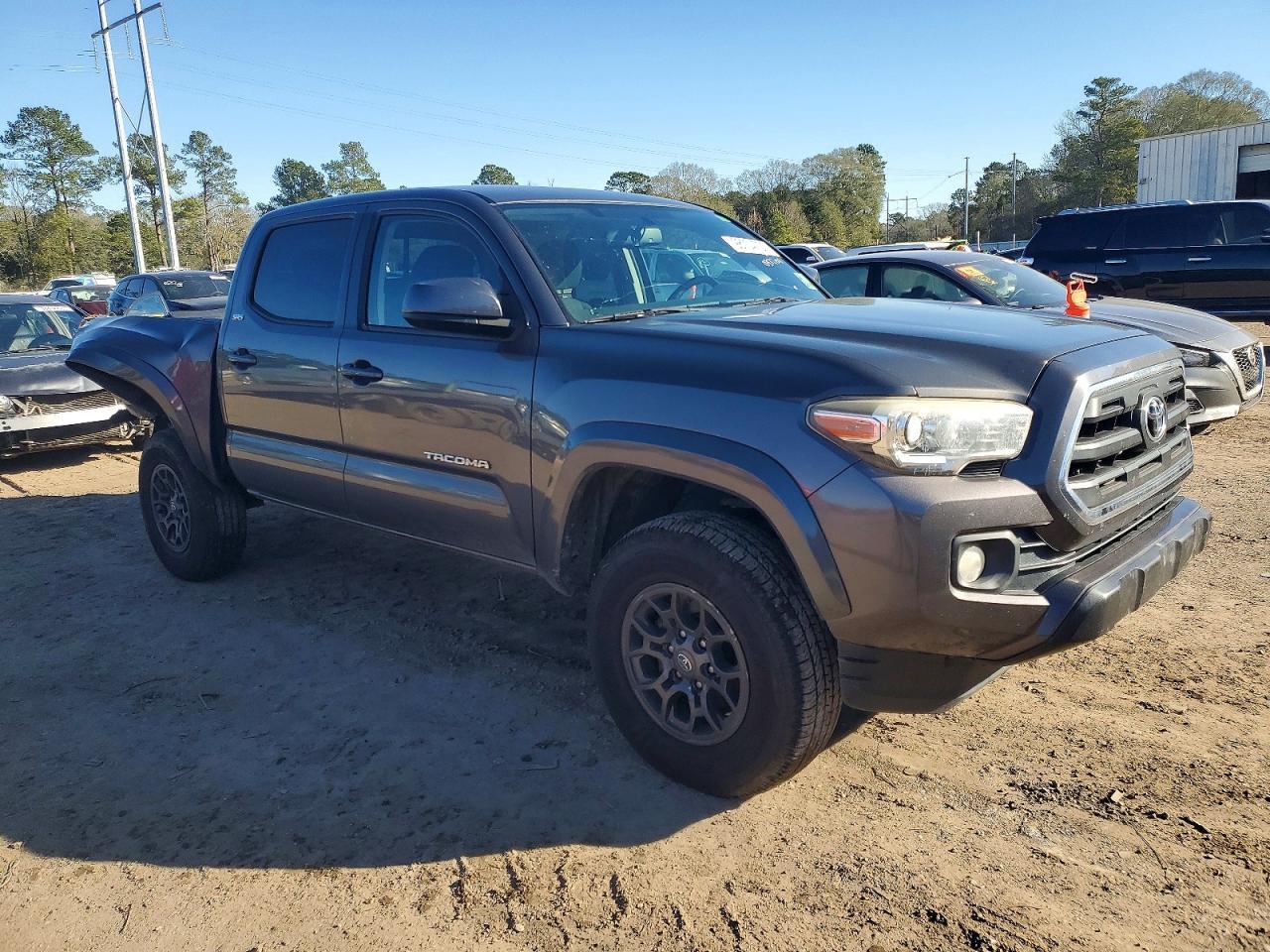 2017 TOYOTA TACOMA