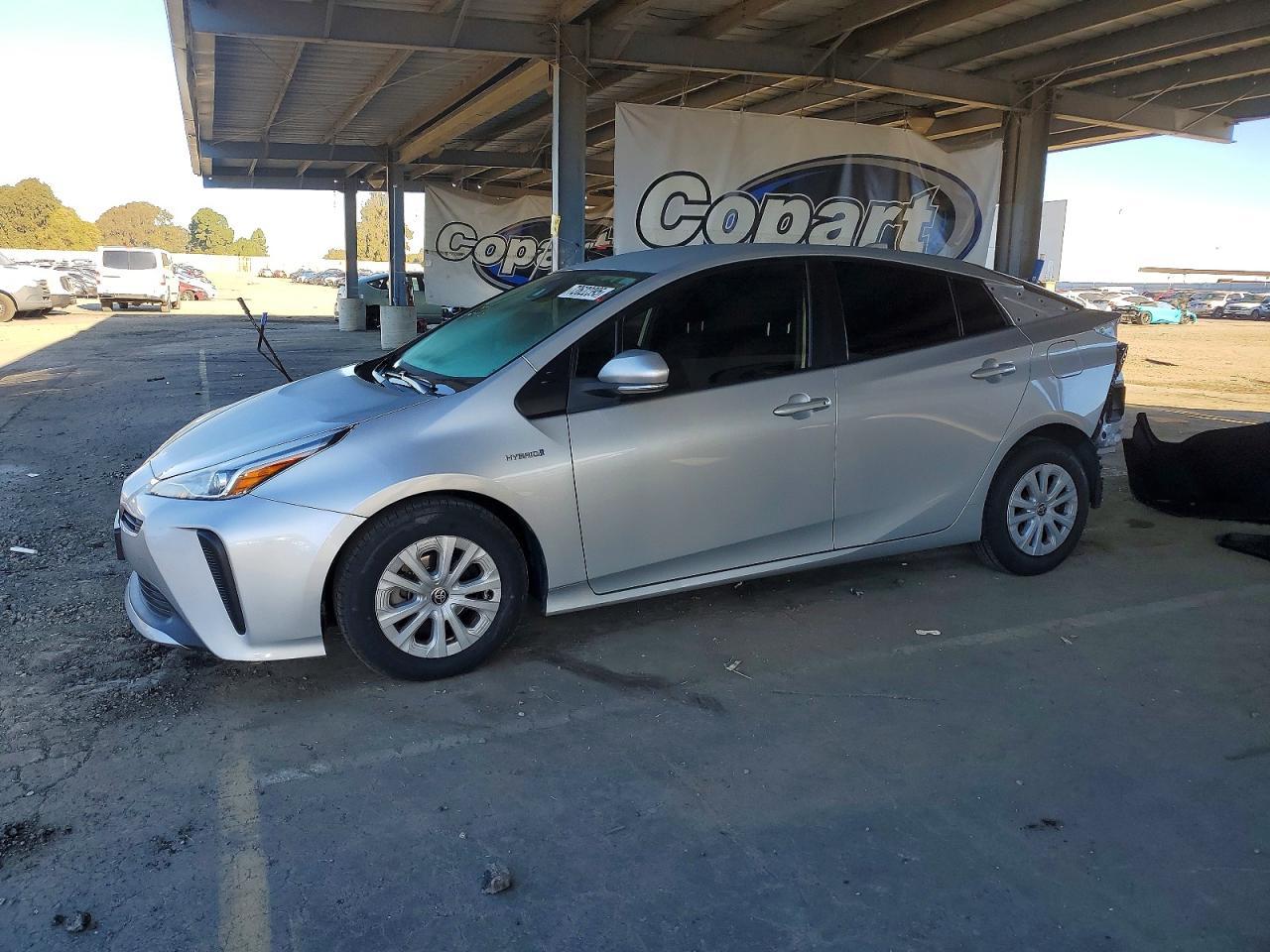 2022 TOYOTA PRIUS