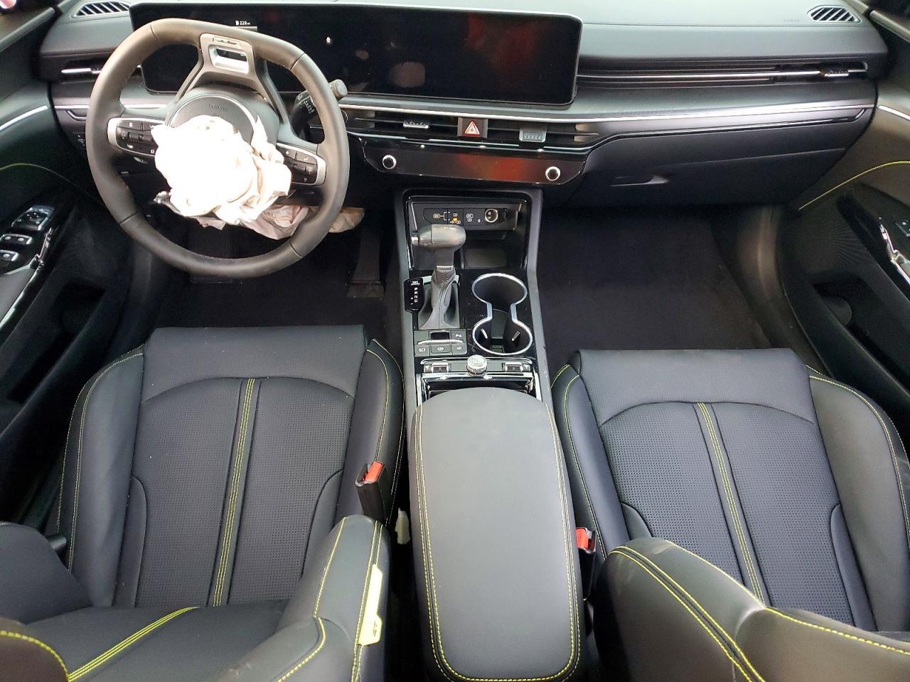 2026 KIA K5