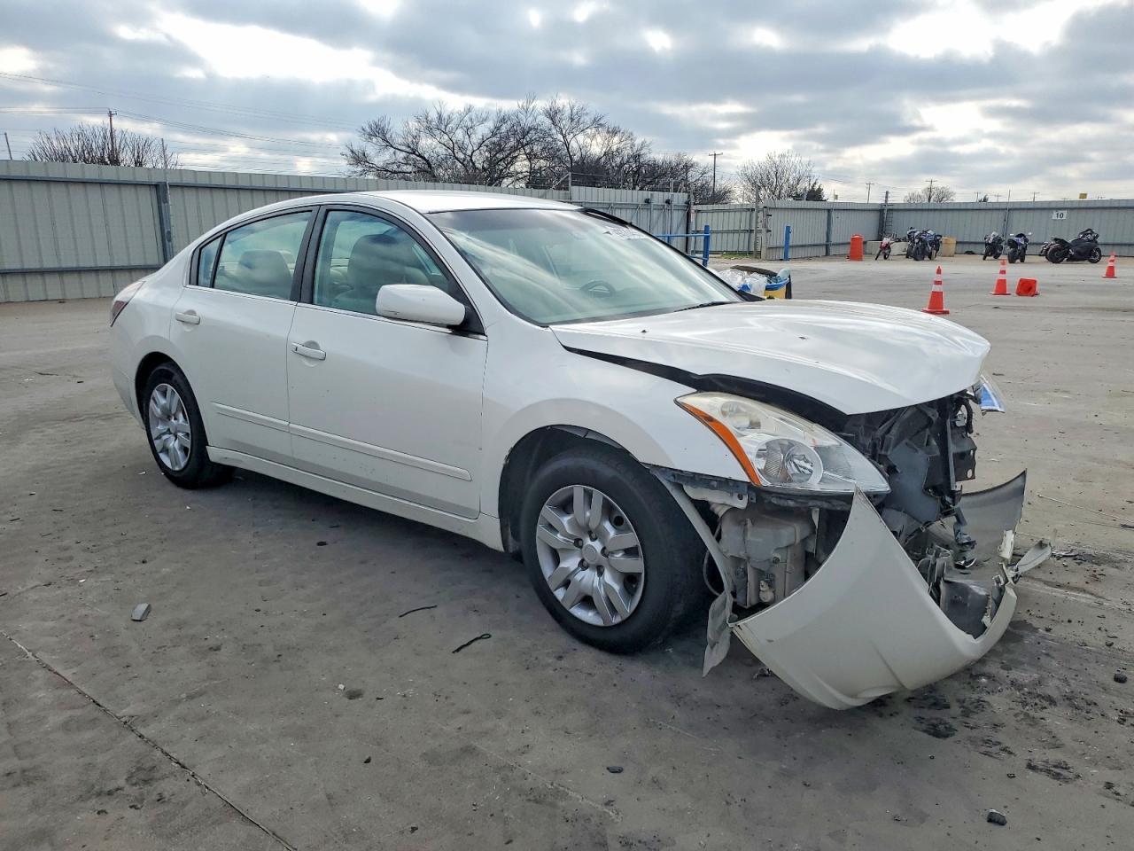 2012 NISSAN ALTIMA