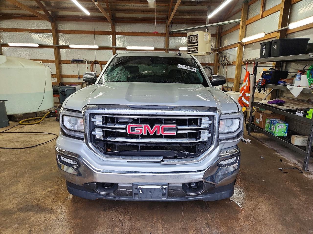 2016 GMC Sierra