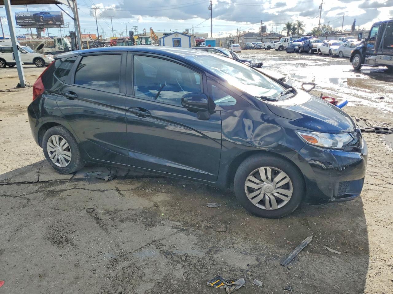 2015 HONDA FIT