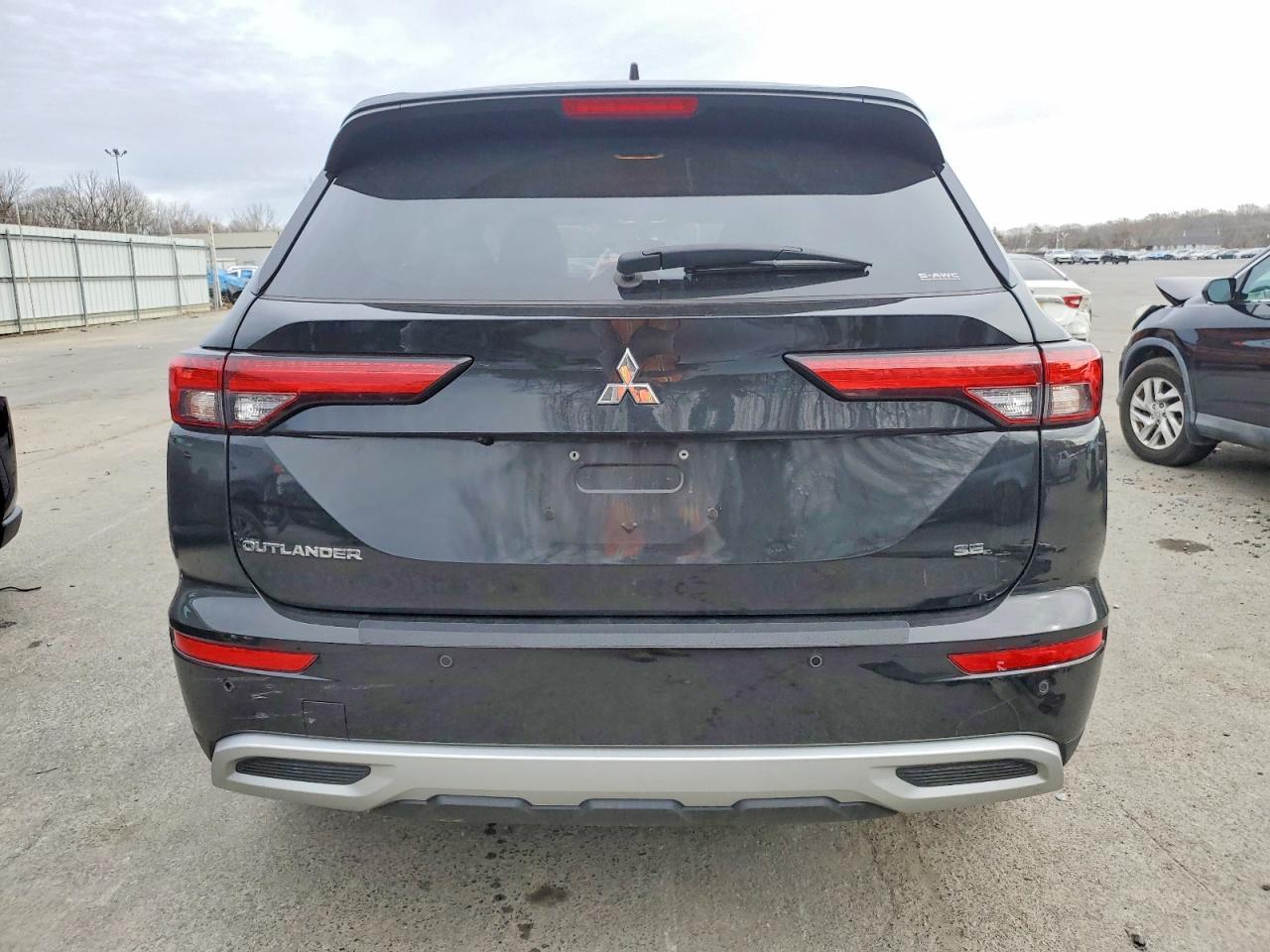 2024 MITSUBISHI outlander