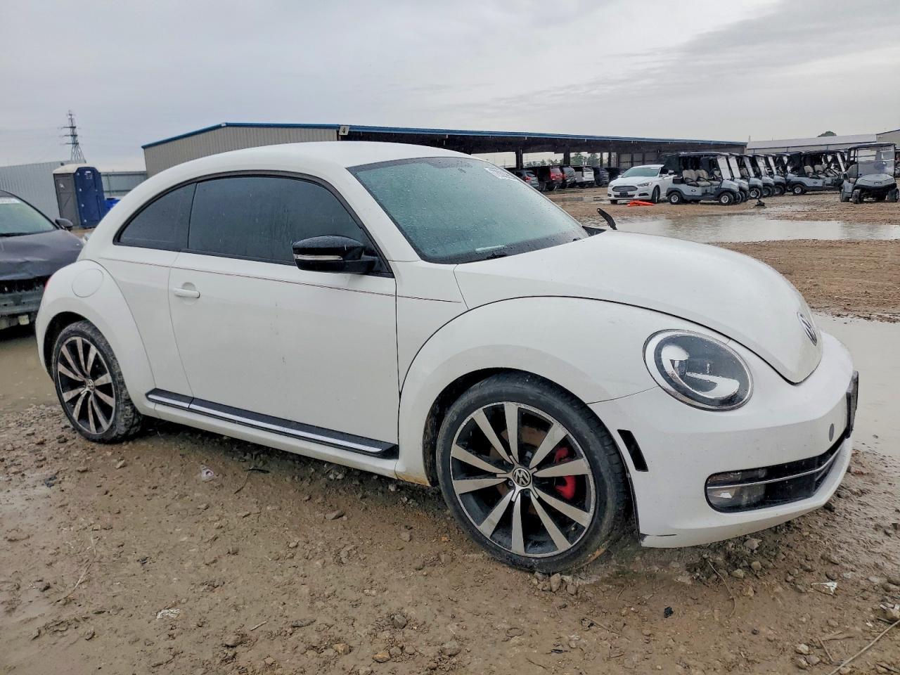 2012 VOLKSWAGEN Beetle
