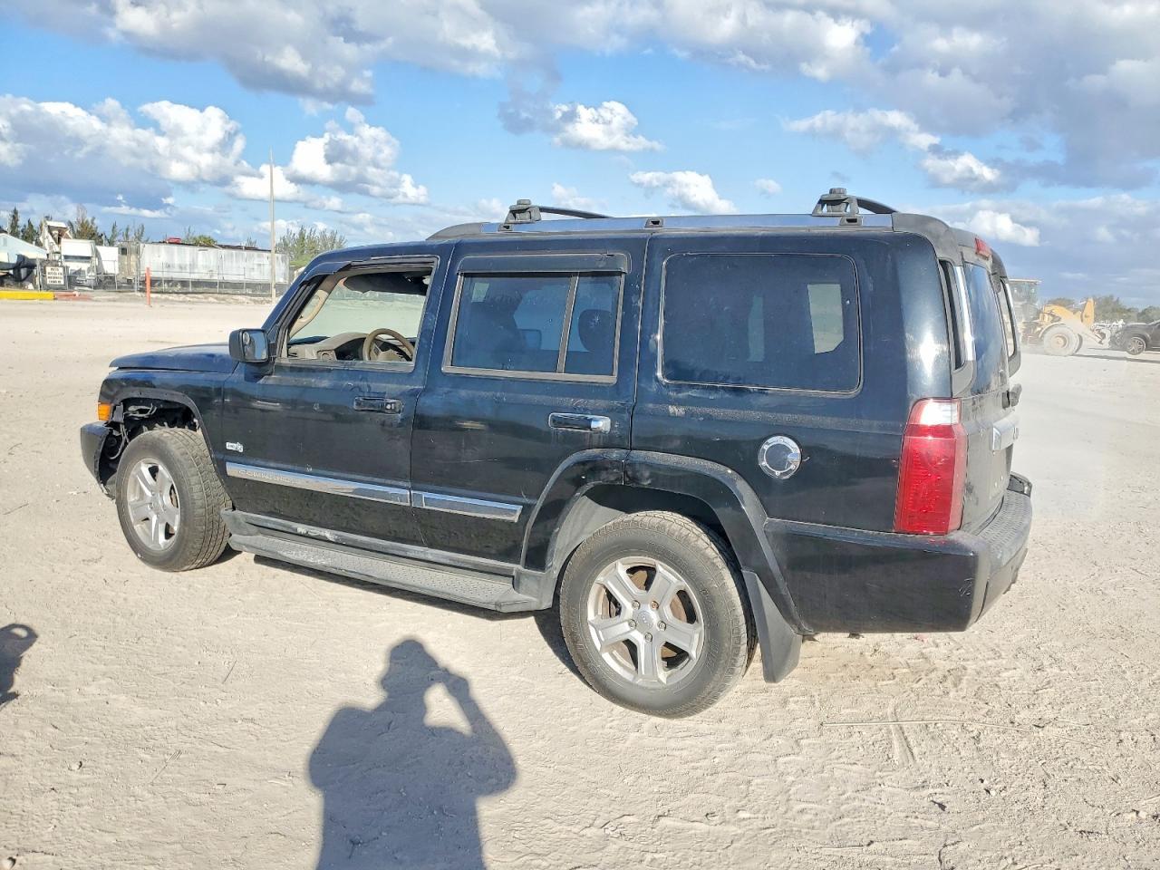 2006 JEEP Commander