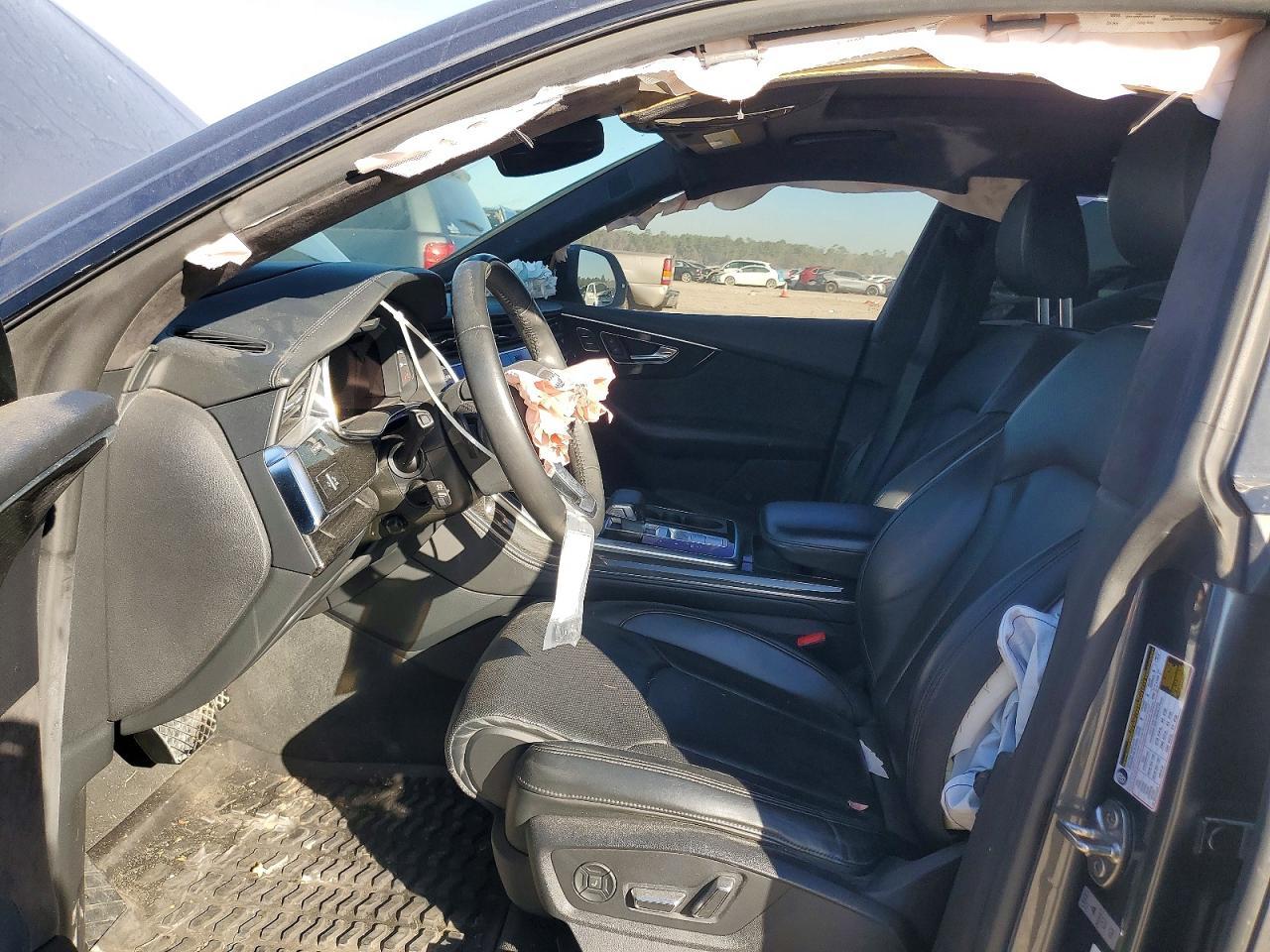2019 AUDI Q8