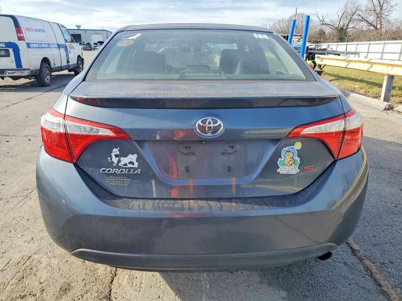 2015 TOYOTA COROLLA