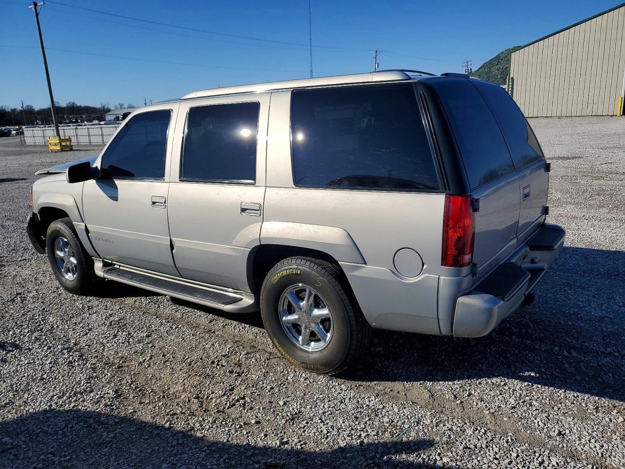 1999 GMC Denali