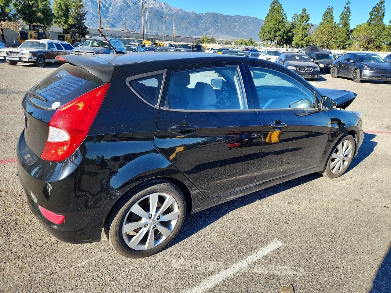 2013 HYUNDAI ACCENT