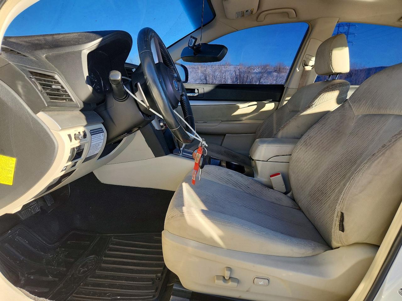 2011 SUBARU Legacy