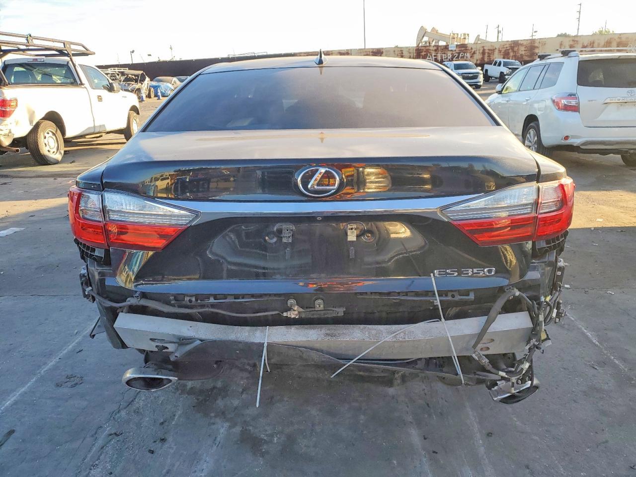 2016 LEXUS ES 350