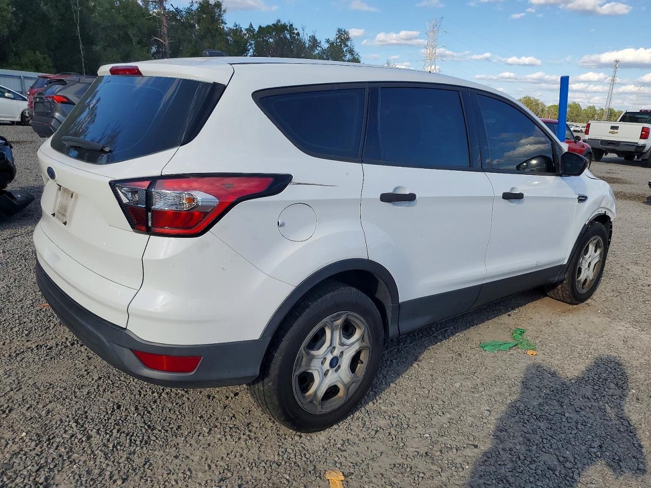 2017 FORD ESCAPE