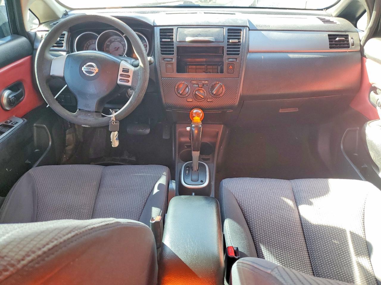 2009 NISSAN VERSA