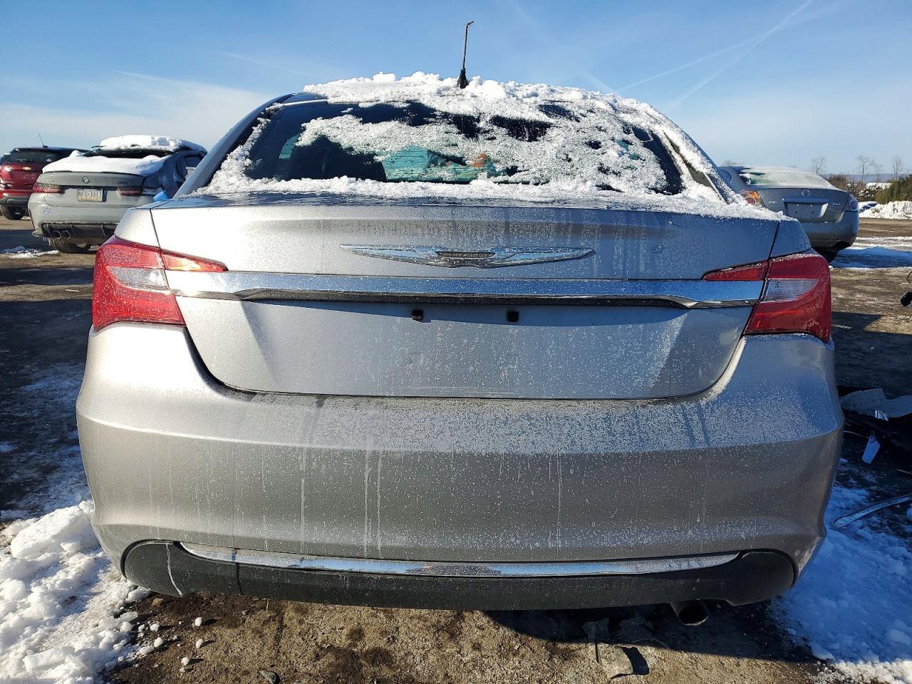 2013 CHRYSLER 200