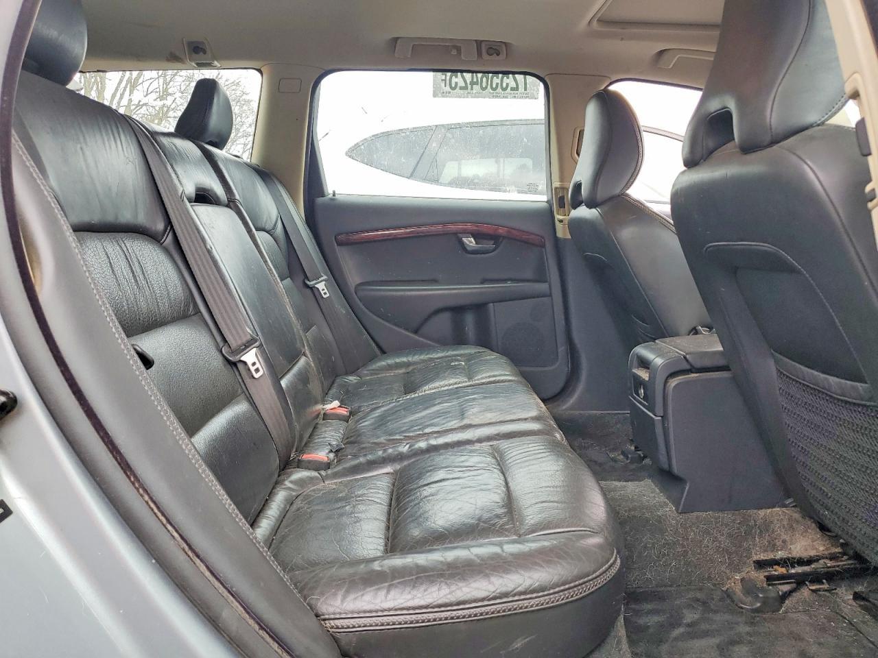 2008 VOLVO XC70