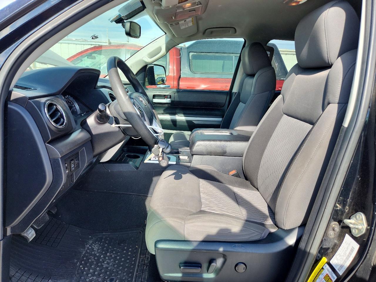 2016 TOYOTA TUNDRA