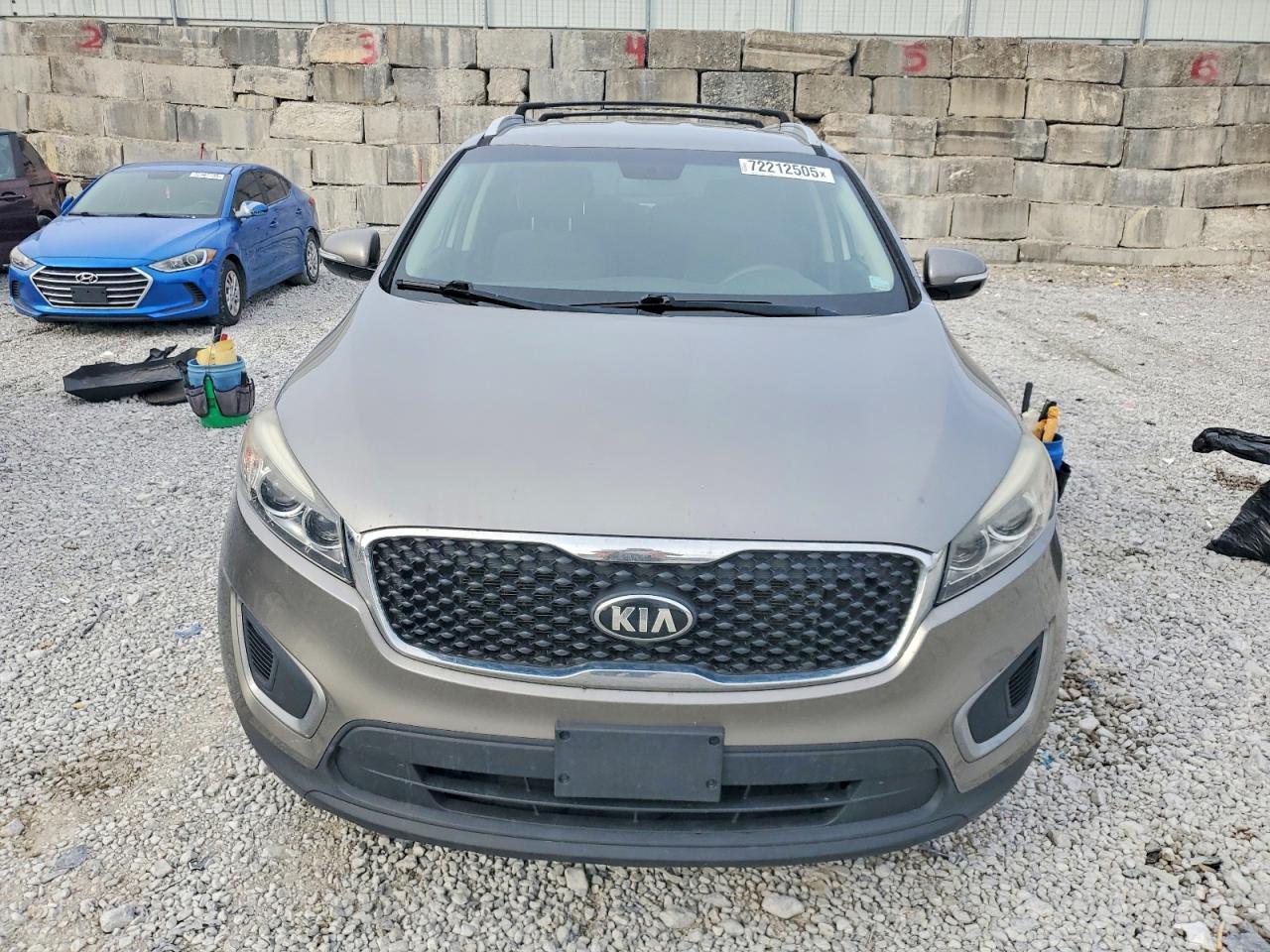 2016 KIA SORENTO
