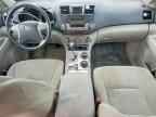 2010 TOYOTA HIGHLANDER
