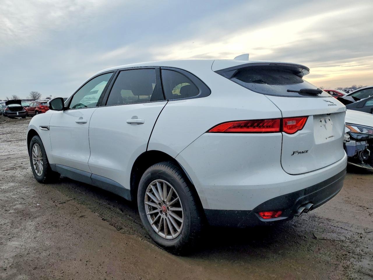 2017 JAGUAR F-Pace