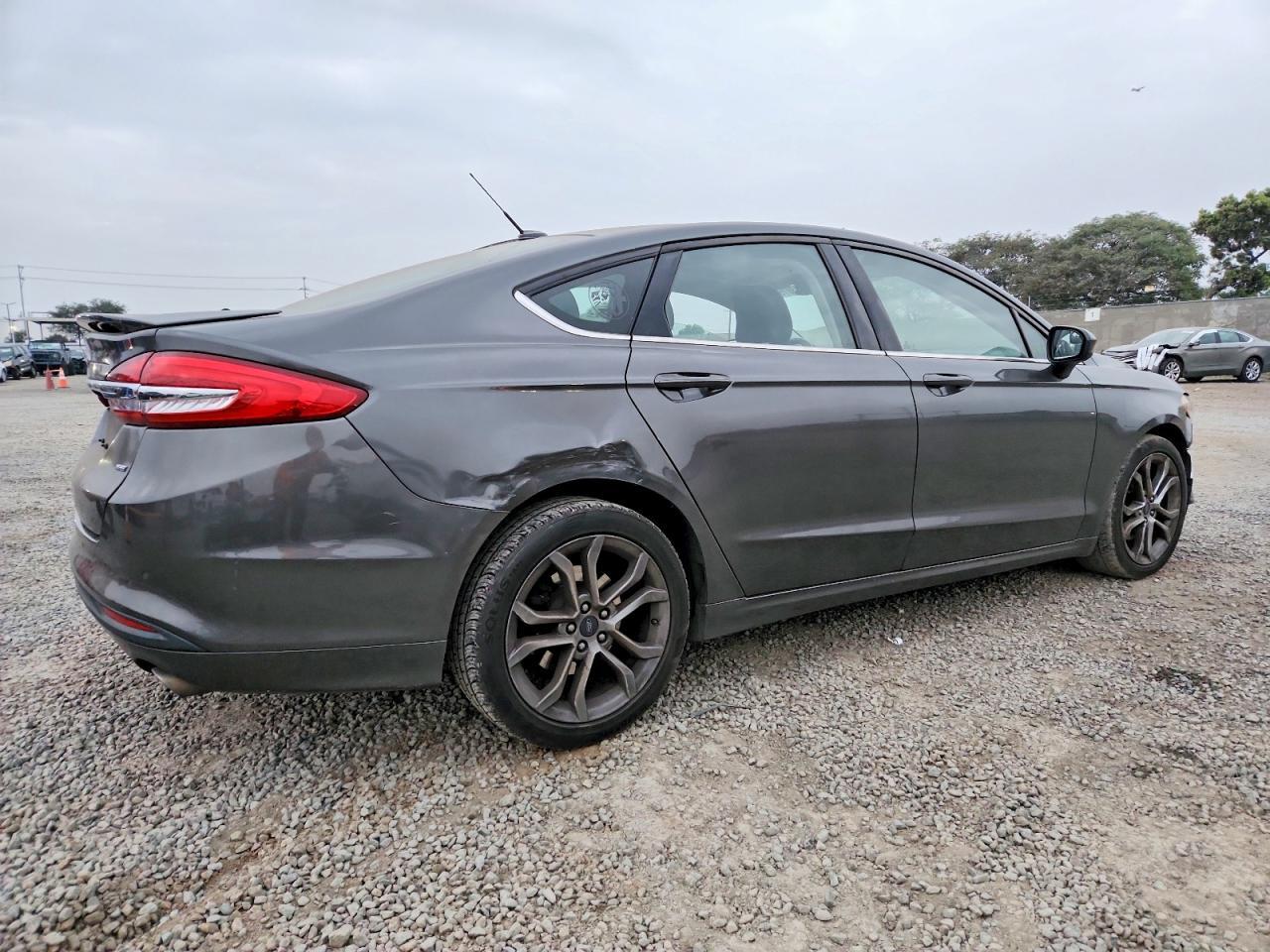 2017 FORD FUSION