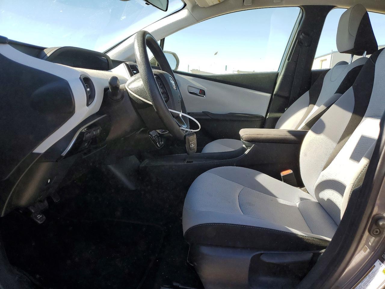2022 TOYOTA PRIUS
