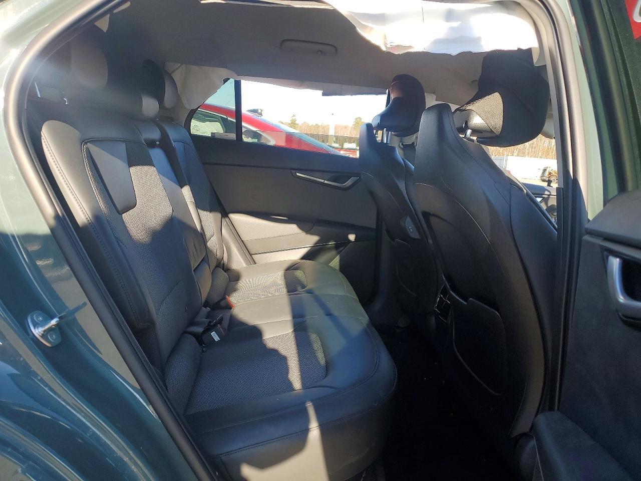2024 KIA Niro